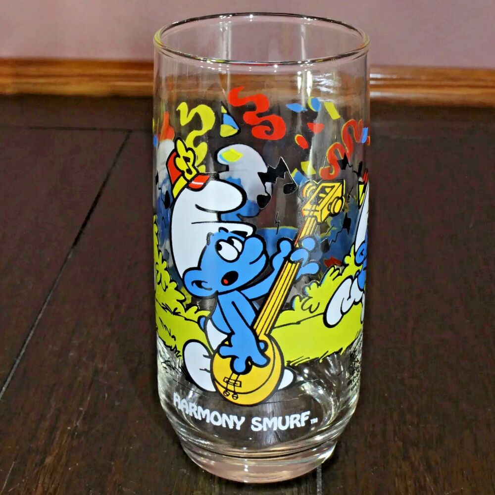 1983 Hardees Promotional HARMONY‎ SMURF Drinking Glass Peyo